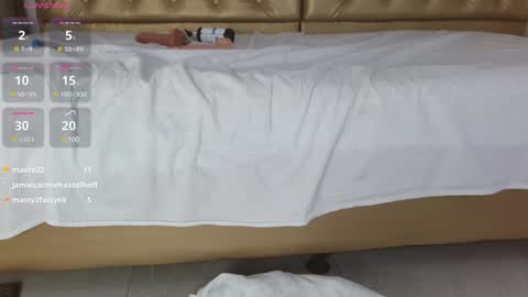 Snapshot of alessiiaa_ chatting on February 7, 2025, 7:59 pm alessiiaa online show from February 7, 2025, 7:59 pm