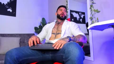 Aless Rose online show from February 5, 2026, 8:24 pm