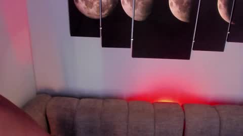 Alesia online show from January 17, 2026, 11:48 am