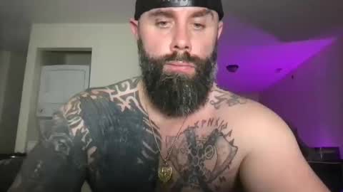 Snapshot of alesterwhite chatting on October 11, 2025, 7:01 pm alesterwhite online show from October 11, 2025, 7:01 pm