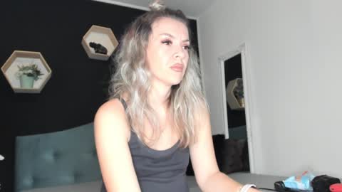 alesys69 online show from December 7, 2024, 11:12 pm