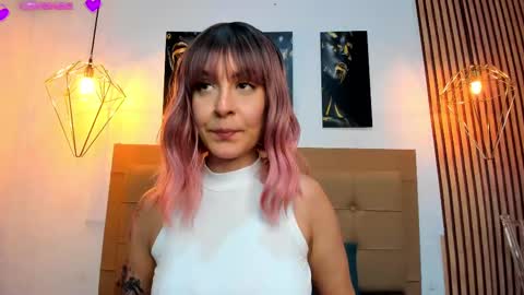 Snapshot of alesziarose chatting on September 17, 2025, 8:10 pm Aleszia online show from September 17, 2025, 8:10 pm