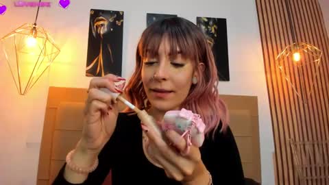 Snapshot of alesziarose chatting on October 3, 2025, 7:22 pm Aleszia online show from October 3, 2025, 7:22 pm