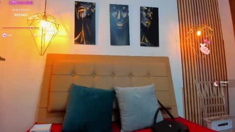 Snapshot of alesziarose chatting on November 2, 2025, 7:27 pm Aleszia online show from November 2, 2025, 7:27 pm