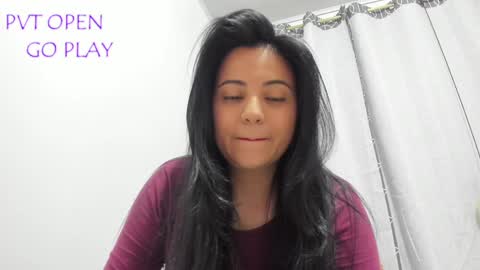 Snapshot of aleteacher chatting on February 3, 2025, 2:58 am Alejandra online show from February 3, 2025, 2:58 am