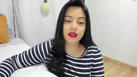 Snapshot of aleteacher chatting on February 11, 2025, 2:35 am Alejandra online show from February 11, 2025, 2:35 am
