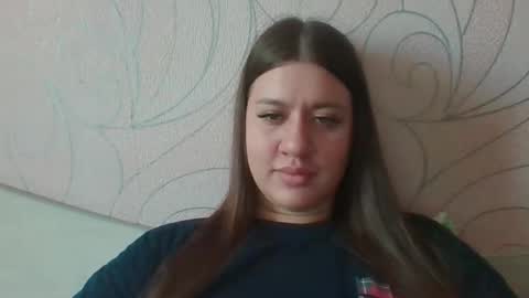 Aletta Oushen online show from June 10, 2026, 7:40 am