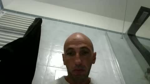 alex120475 online show from October 1, 2025, 9:15 am