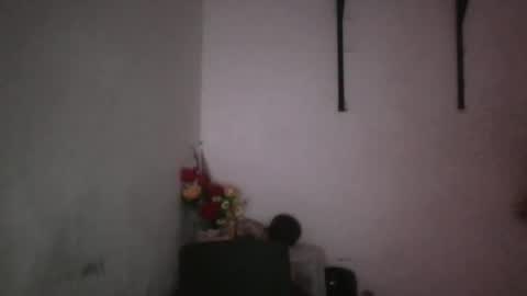 alex24xxs online show from February 5, 2026, 11:59 am