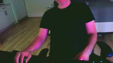alex42696969 online show from May 6, 2026, 12:52 am
