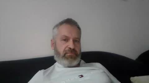 Snapshot of alex80581 chatting on October 25, 2025, 3:07 pm Alexey online show from October 25, 2025, 3:07 pm