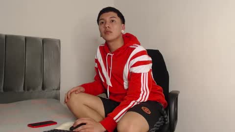 Snapshot of alex__lover chatting on January 3, 2025, 3:38 am Owen online show from January 3, 2025, 3:38 am