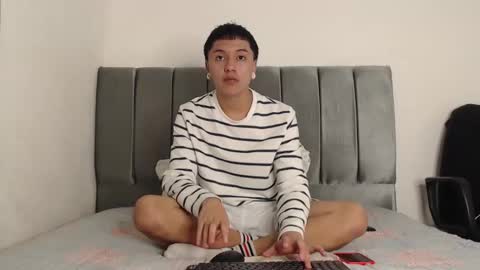 Snapshot of alex__lover chatting on January 4, 2025, 12:59 am Owen online show from January 4, 2025, 12:59 am