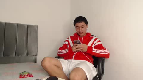 Snapshot of alex__lover chatting on January 18, 2025, 2:03 am Owen online show from January 18, 2025, 2:03 am