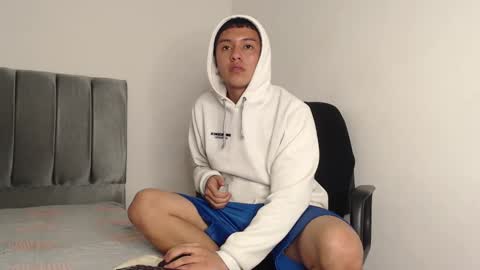 Snapshot of alex__lover chatting on January 23, 2025, 4:41 am Owen online show from January 23, 2025, 4:41 am