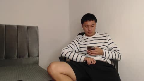 Snapshot of alex__lover chatting on February 11, 2025, 5:05 am Owen online show from February 11, 2025, 5:05 am