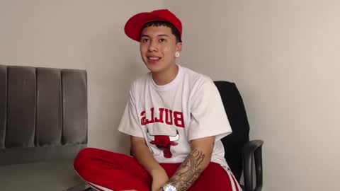 Snapshot of alex__lover chatting on February 15, 2025, 9:16 am Owen online show from February 15, 2025, 9:16 am