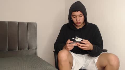 Snapshot of alex__lover chatting on February 18, 2025, 8:38 am Owen online show from February 18, 2025, 8:38 am