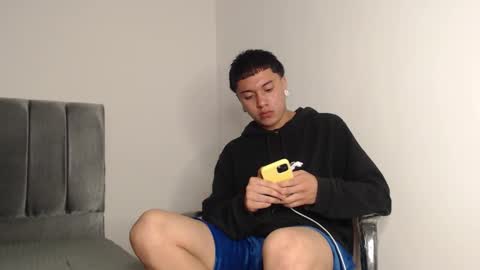 Snapshot of alex__lover chatting on October 9, 2025, 2:20 am Owen online show from October 9, 2025, 2:20 am