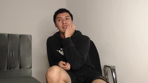 Snapshot of alex__lover chatting on October 14, 2025, 12:55 am Owen online show from October 14, 2025, 12:55 am