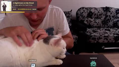 Snapshot of alex_amazing chatting on October 4, 2025, 9:13 pm Alex Amazing online show from October 4, 2025, 9:13 pm