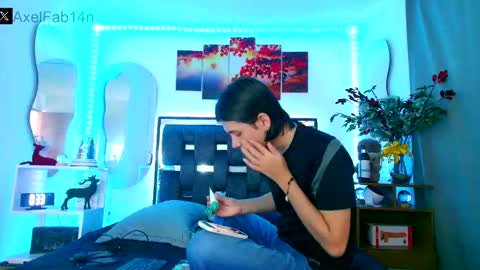 sneider online show from January 10, 2025, 7:00 pm