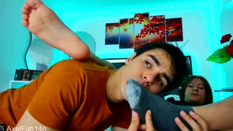 sneider online show from February 22, 2025, 9:48 pm