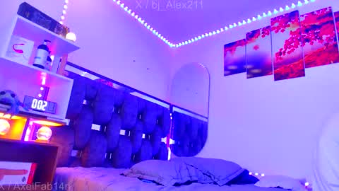 sneider online show from November 23, 2025, 8:41 pm