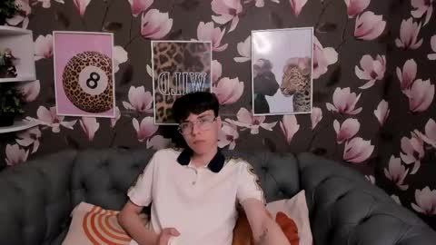 alex_bigls online show from May 20, 2026, 2:56 pm