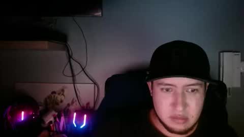 Snapshot of alex_colombia_b chatting on March 5, 2025, 1:42 am alex online show from March 5, 2025, 1:42 am