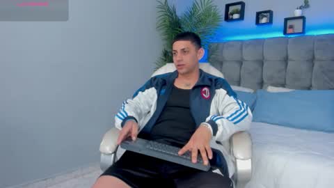 alex online show from March 20, 2026, 12:21 pm