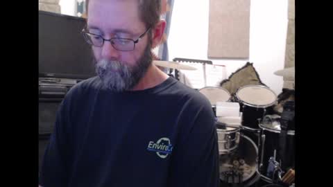 alex_d25 online show from May 31, 2026, 6:04 pm