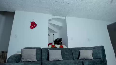 Alex deep arias online show from November 27, 2025, 4:53 pm