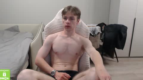Snapshot of alex_gotcha chatting on August 9, 2026, 2:13 am Alex online show from August 9, 2026, 2:13 am