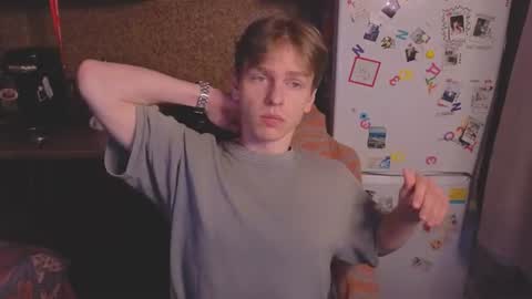 Snapshot of alex_gotcha chatting on August 9, 2026, 4:01 pm Alex online show from August 9, 2026, 4:01 pm