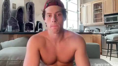 Alex Stone online show from July 23, 2026, 7:12 pm