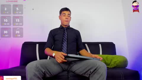 Snapshot of alex_lord_ chatting on January 13, 2025, 12:41 am i am Alex online show from January 13, 2025, 12:41 am