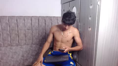 Snapshot of alex_martin47 chatting on June 5, 2026, 7:41 pm alex online show from June 5, 2026, 7:41 pm