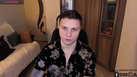 alex_milson online show from November 25, 2025, 11:05 pm