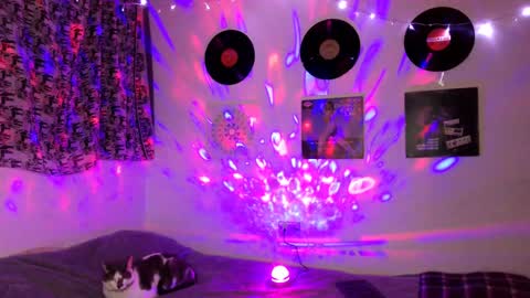 Alex online show from December 4, 2024, 1:03 am