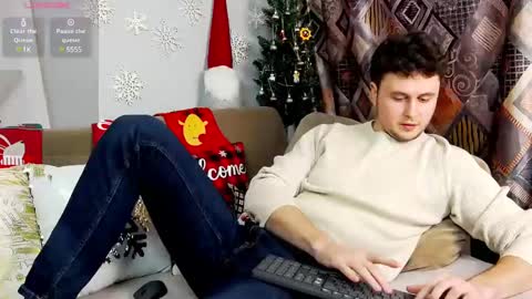 Alex online show from December 14, 2024, 3:47 pm