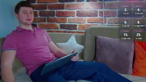 Snapshot of alex_onelove chatting on February 13, 2026, 6:42 am Alex online show from February 13, 2026, 6:42 am