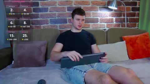 Snapshot of alex_onelove chatting on March 3, 2026, 6:30 am Alex online show from March 3, 2026, 6:30 am