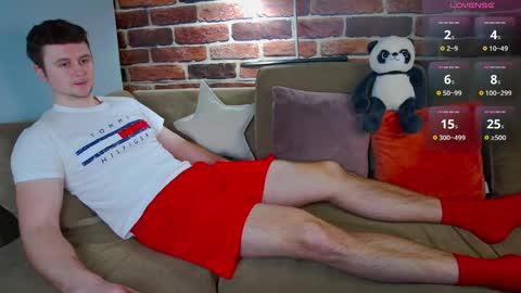 Snapshot of alex_onelove chatting on March 28, 2026, 7:41 am Alex online show from March 28, 2026, 7:41 am