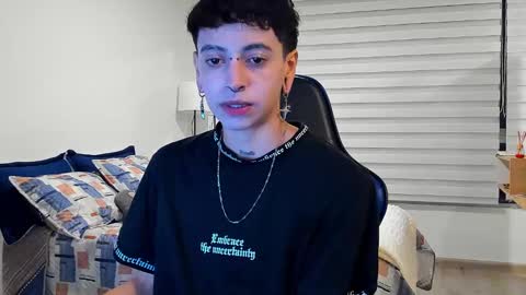 Residente0xxx online show from February 27, 2025, 2:42 am