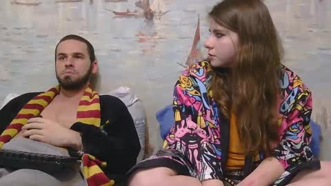 Alex and Sarah online show from May 1, 2026, 9:41 pm