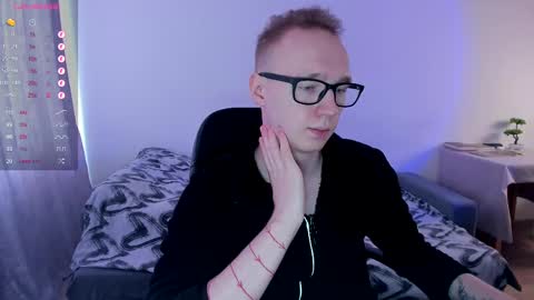 alex_silent online show from March 5, 2025, 10:00 am