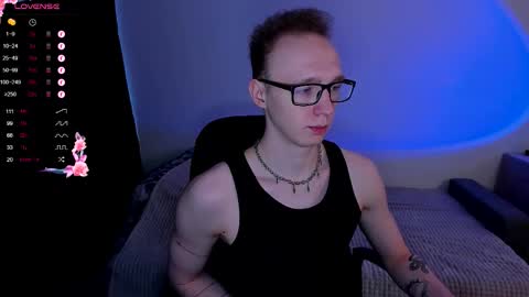 alex_silent online show from September 26, 2025, 11:47 am