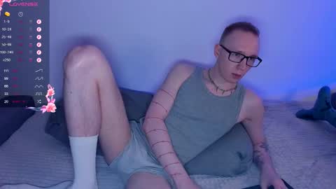 alex_silent online show from October 12, 2025, 1:21 pm