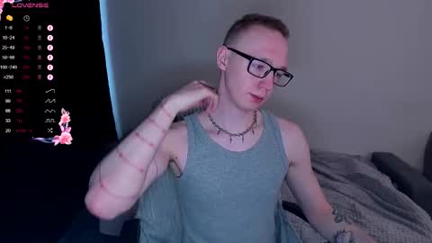 alex_silent online show from October 13, 2025, 11:10 am